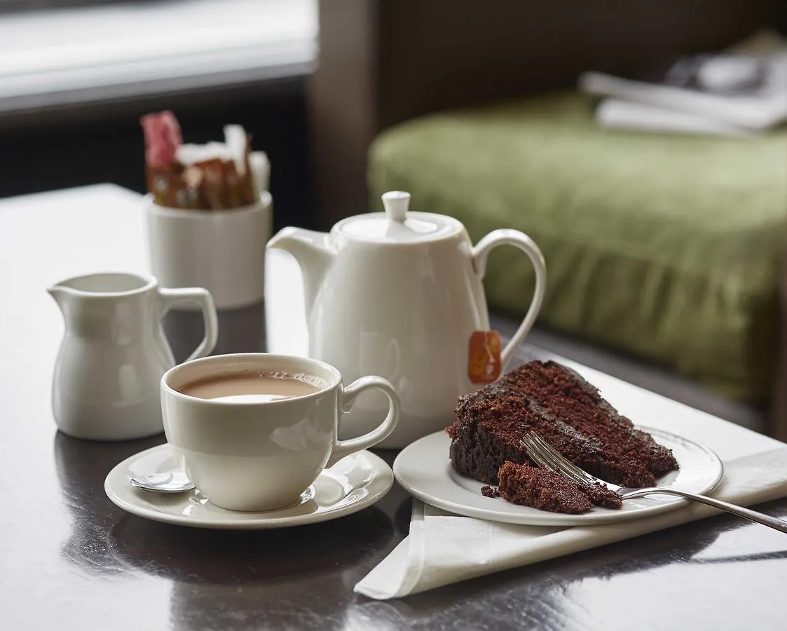 The Tower Hotel, By Thistle London Hotel